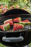 Weber Original Kettle E-5710 Charcoal Barbecue/Porcelain-Enamelled Lid & Bowl, 57 cm Cooking Surface, One-Touch Cleaning System, Lid Thermometer, Tripod Stand and Wheels, Black